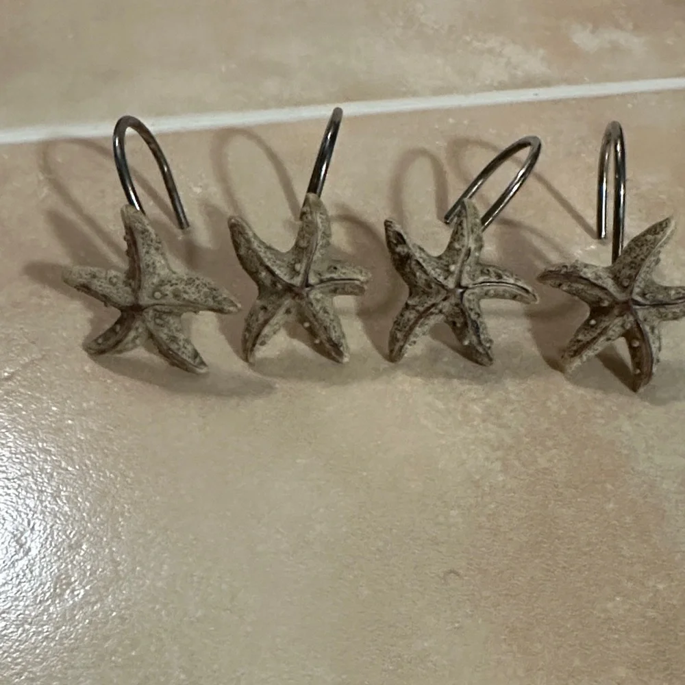Seashell & Starfish Hooks PLUS 2 Shower Curtains. All Beach Theme - Picture 6 of 9